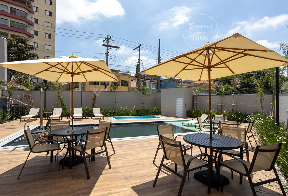 Piscina e Deck